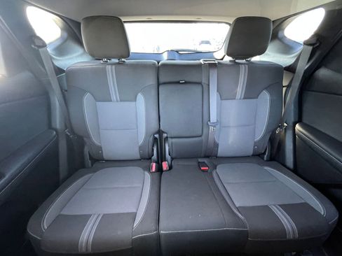 Used 2025 Chevrolet Blazer LT FWD image 33