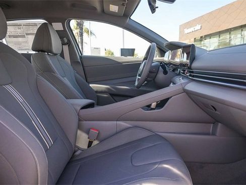 New 2026 Hyundai Elantra Sport image 19