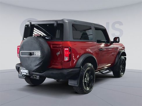 Used 2023 Ford Bronco Black Diamond image 11