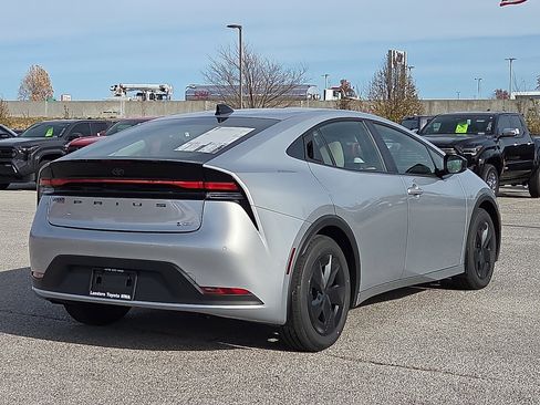 New 2026 Toyota Prius LE image 4