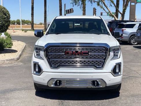 Used 2019 GMC Sierra 1500 Denali w/ Technology Package AWD/4WD image 3