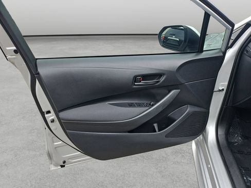 Used 2023 Toyota Corolla LE FWD image 34