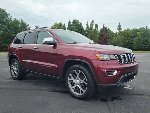 Used 2019 Jeep Grand Cherokee Limited RWD image 3