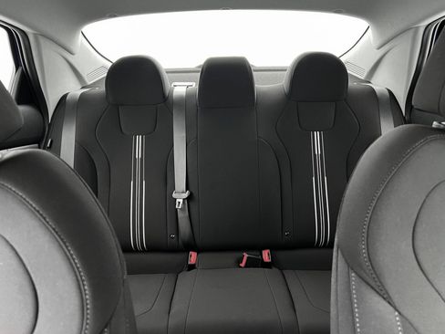 New 2025 Hyundai Elantra Blue image 16