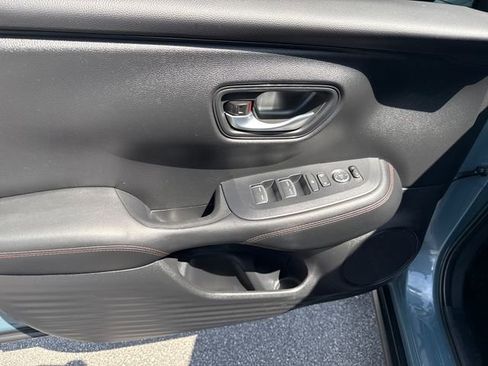 Used 2024 Honda HR-V Sport image 9