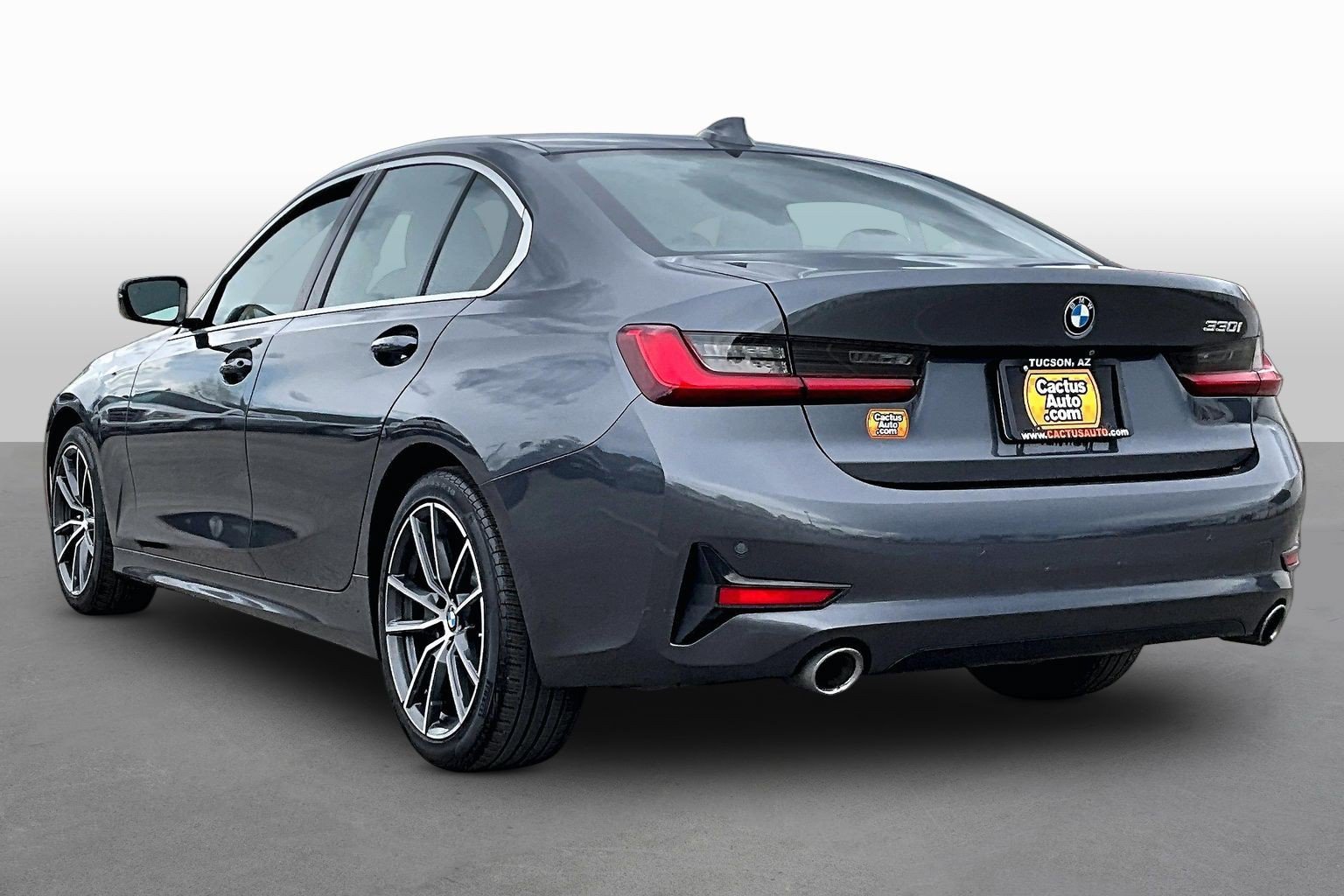 Used 2019 BMW 330i Sedan w/ Convenience Package RWD image 11