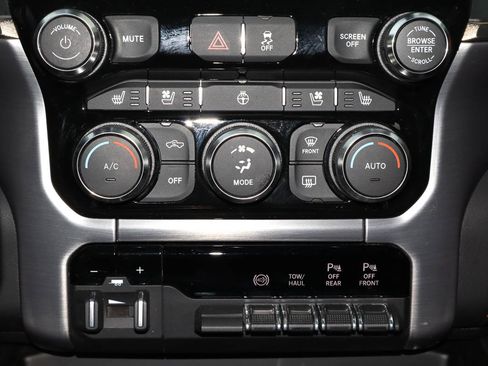 Used 2023 RAM 2500 Limited AWD/4WD image 11