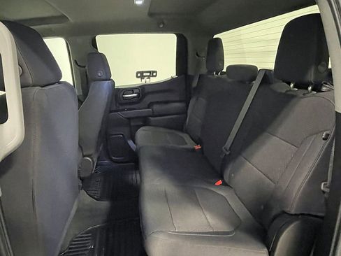 Used 2020 Chevrolet Silverado 1500 Custom w/ Custom Value Package image 21