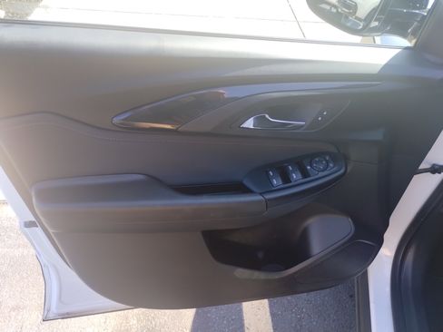 Used 2023 Chevrolet TrailBlazer RS w/ Convenience Package image 10