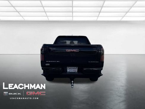 Certified 2026 GMC Sierra EV Elevation AWD/4WD image 5