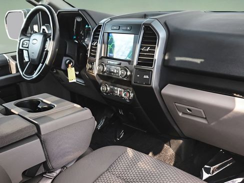 Used 2020 Ford F150 XLT w/ Equipment Group 302A Luxury image 3