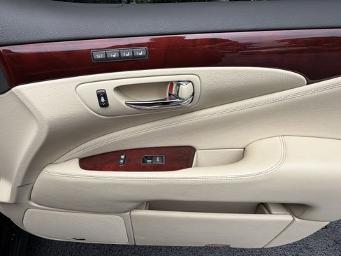 Used 2010 Lexus LS 460 L AWD/4WD image 43