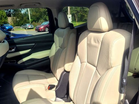 Used 2019 Subaru Ascent Limited w/ Popular Package #3 image 34