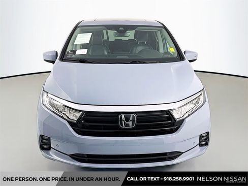 Used 2024 Honda Odyssey Elite image 2