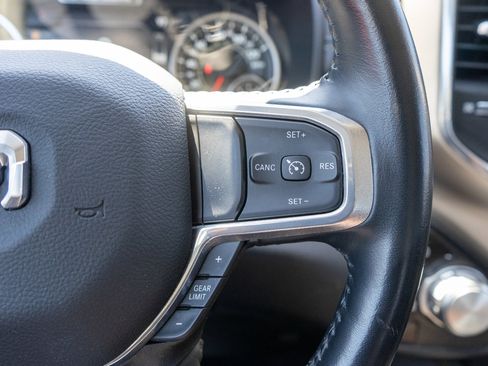 Used 2022 RAM 1500 Laramie AWD/4WD image 25