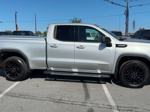 Used 2019 GMC Sierra 1500 Elevation w/ Elevation Value Package AWD/4WD image 8