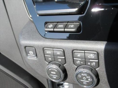 New 2026 Chevrolet Silverado 2500 ZR2 image 31