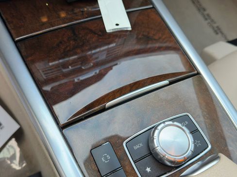 Used 2015 Mercedes-Benz E 350 Sedan image 25