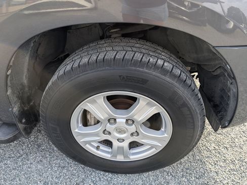 Used 2015 Toyota Sequoia SR5 image 4