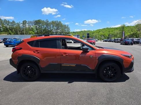 Used 2024 Subaru Crosstrek 2.5i Wilderness w/ Crosstrek Mirror Package AWD/4WD image 12