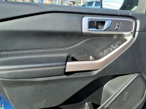 Certified 2023 Ford Explorer XLT w/ Equipment Group 202A image 14