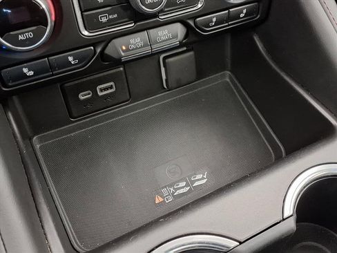 Used 2022 Chevrolet Tahoe RST w/ Luxury Package image 13