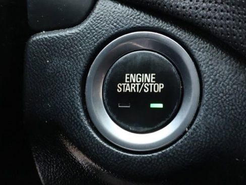 Used 2022 Chevrolet Equinox Premier image 14