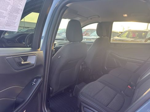 Used 2023 Ford Escape Active AWD/4WD image 30