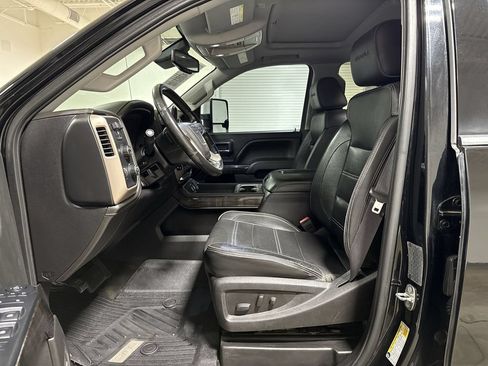 Used 2016 GMC Sierra 3500 Denali w/ Duramax Plus Package AWD/4WD image 21