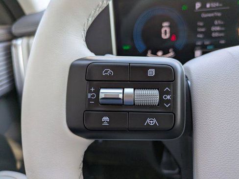 New 2026 Hyundai Santa Fe SE image 18