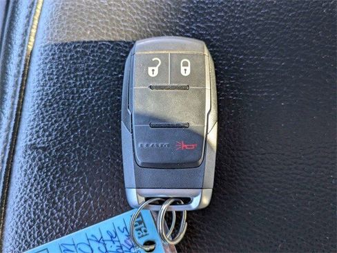 Used 2022 RAM 2500 Tradesman w/ Chrome Appearance Group image 27