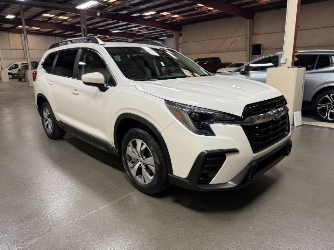 Used 2025 Subaru Ascent Premium AWD/4WD image 6