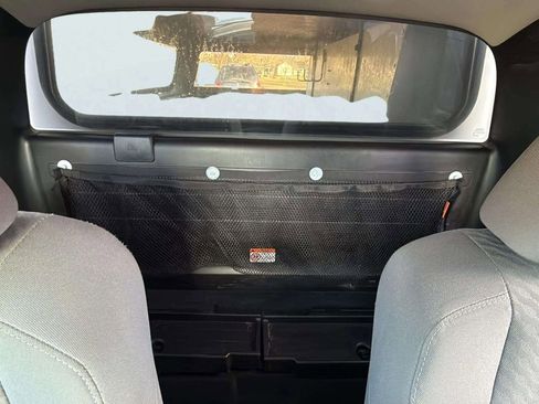 Used 2022 Toyota Tacoma SR image 16