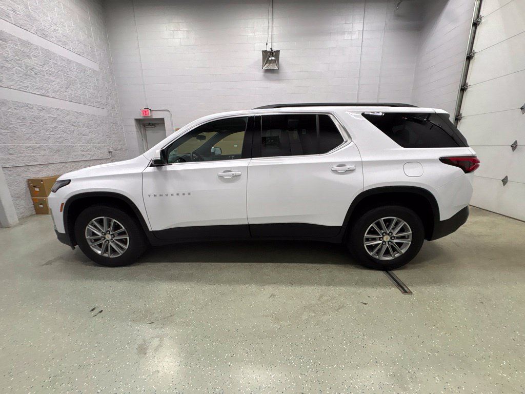 Used 2023 Chevrolet Traverse LT AWD/4WD image 7