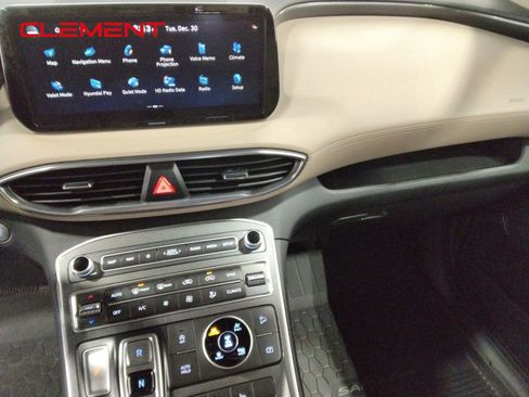 Used 2023 Hyundai Santa Fe SEL w/ Winter Weather Package image 19