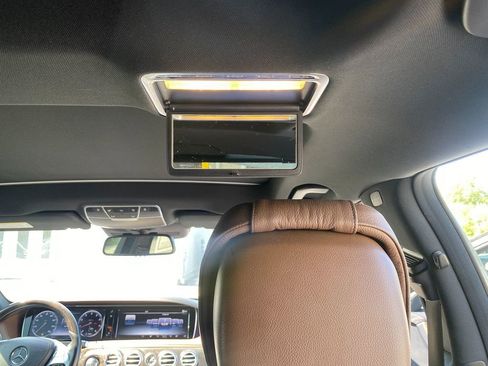 Used 2016 Mercedes-Benz S 550 4MATIC Sedan image 29