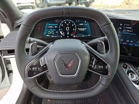 Used 2024 Chevrolet Corvette Stingray Preferred Conv w/ Z51 Performance Package image 17