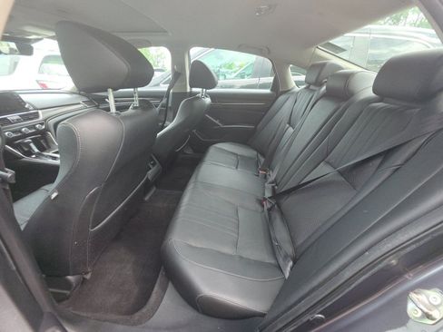 Used 2019 Honda Accord EX-L image 10