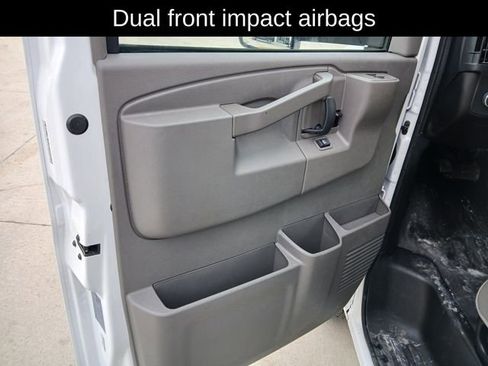 New 2025 GMC Savana 3500 Work Van w/ Power Convenience Package image 12