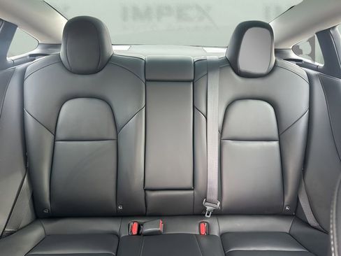 Used 2022 Tesla Model 3 Long Range image 12