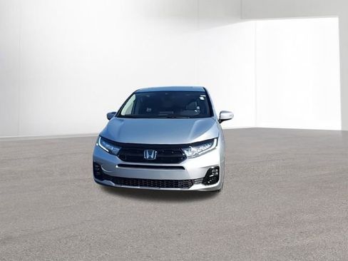 New 2026 Honda Odyssey Elite image 3