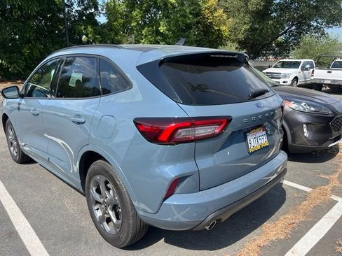 Used 2023 Ford Escape ST-Line w/ Tech Pack #1 AWD/4WD image 12