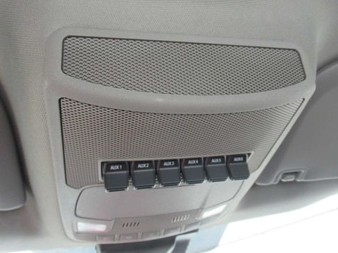 Used 2022 Ford F250 XL w/ Power Equipment Group RWD image 21