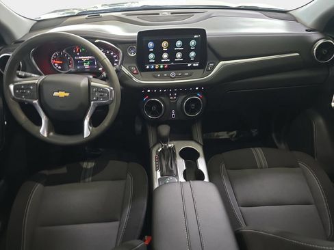 Used 2025 Chevrolet Blazer LT FWD image 12