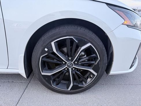 Used 2024 Nissan Altima 2.5 SR image 35