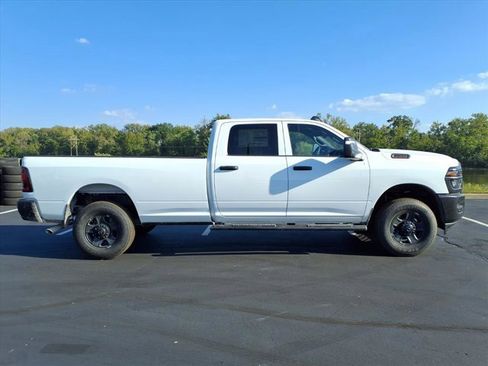 New 2026 RAM 3500 Tradesman image 16