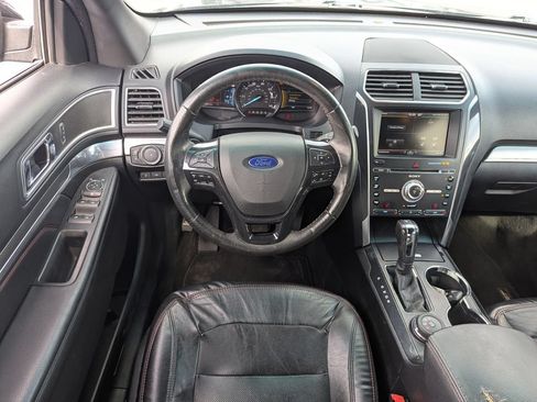 Used 2016 Ford Explorer Sport AWD/4WD image 30