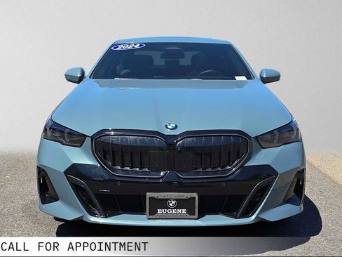 Used 2024 BMW 530i xDrive w/ M Sport Package AWD/4WD image 8