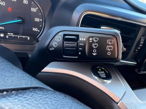 Used 2021 Ford Explorer XLT w/ Equipment Group 202A image 17