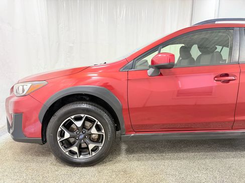 Used 2019 Subaru Crosstrek 2.0i Premium image 4